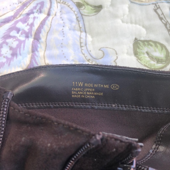 11W Brown Aerosoles Boots - Picture 4 of 6